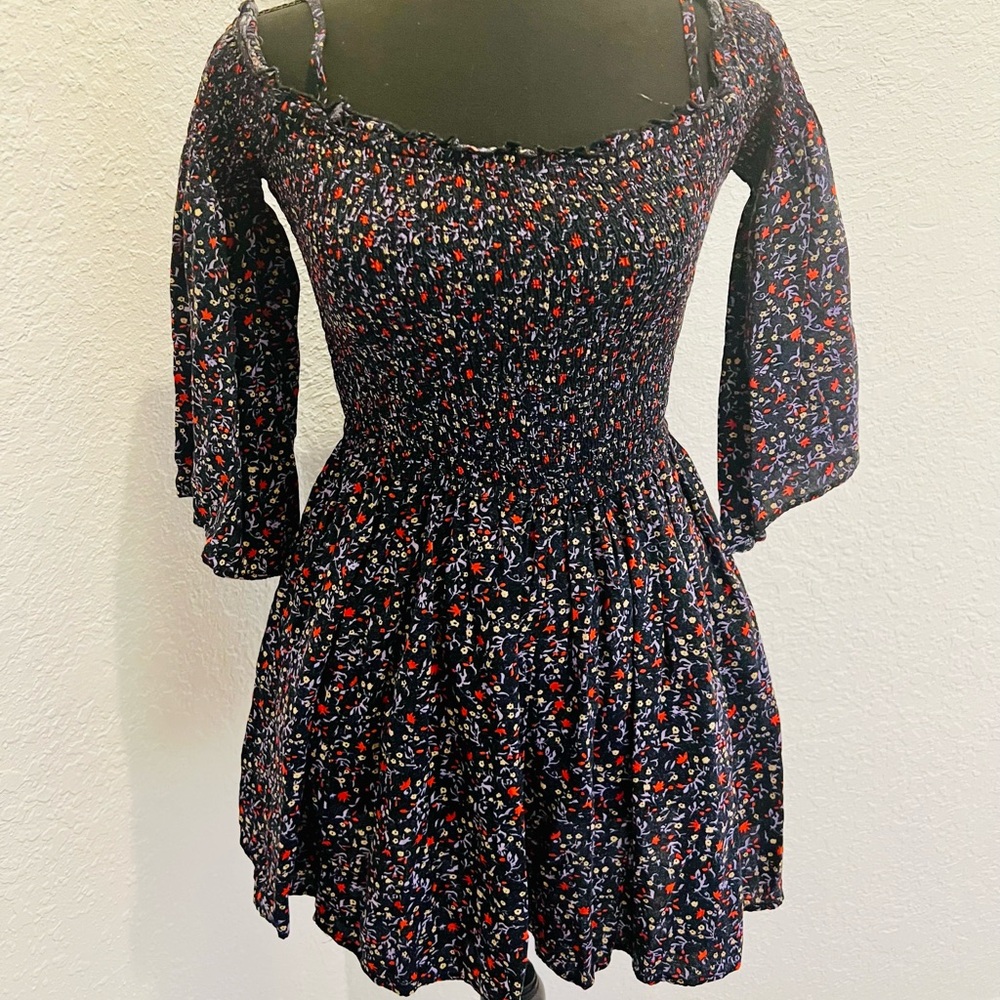 Floral Romper. Size Medium by ecoté